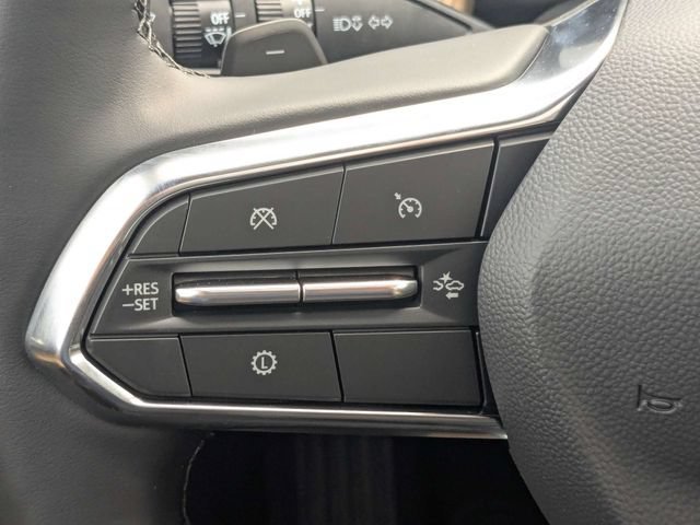 New 2027 Polar White Tricoat Chevrolet ACTIV image 27