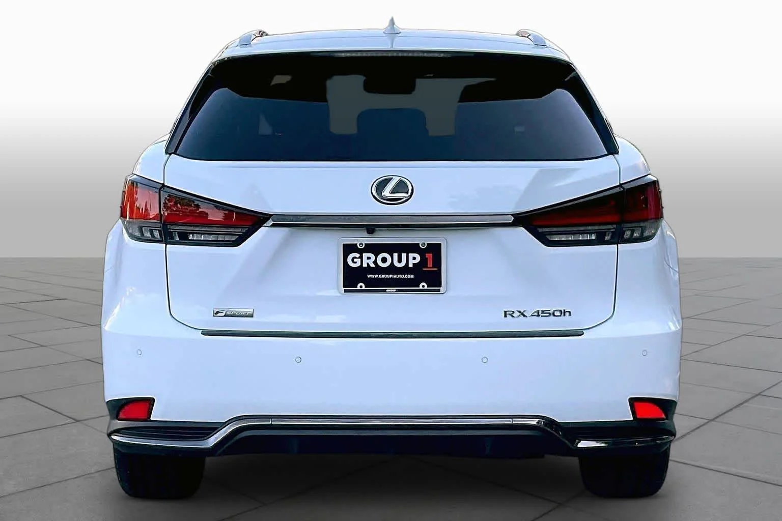 Used 2021 Ultra White Lexus F SPORT Handling image 4