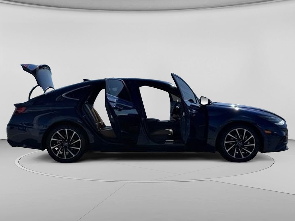 Used 2021 Blue Hyundai Limited image 33
