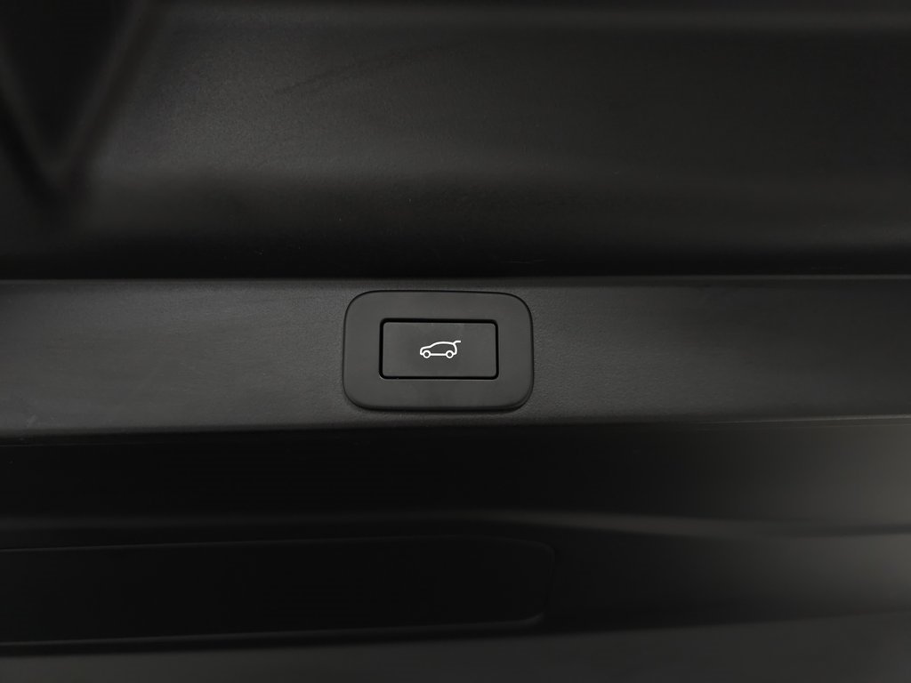 2025 LAND ROVER RANGE ROVER - Image 6