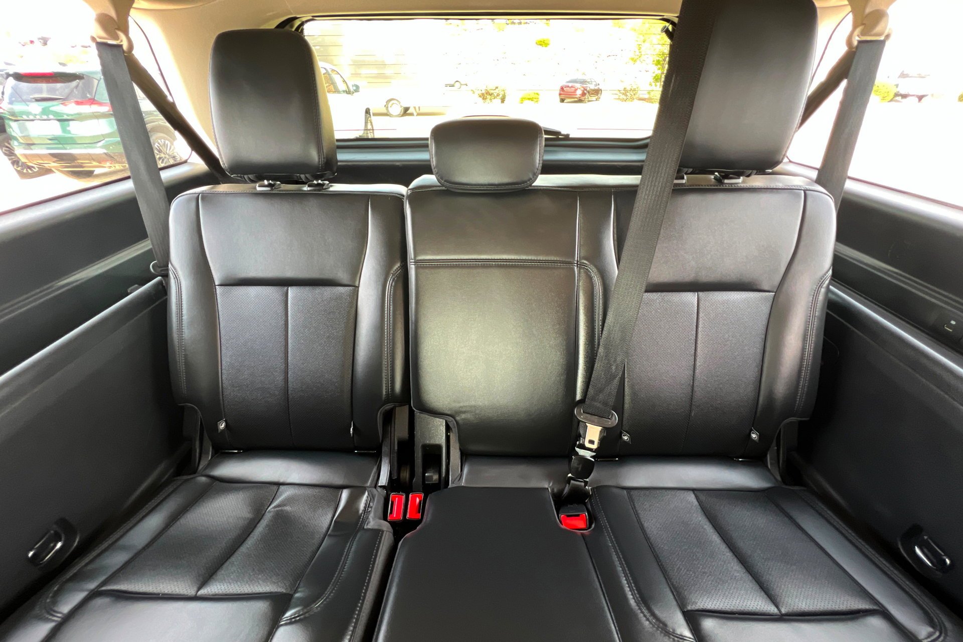 Used 2022 Silver Ford XLT image 23