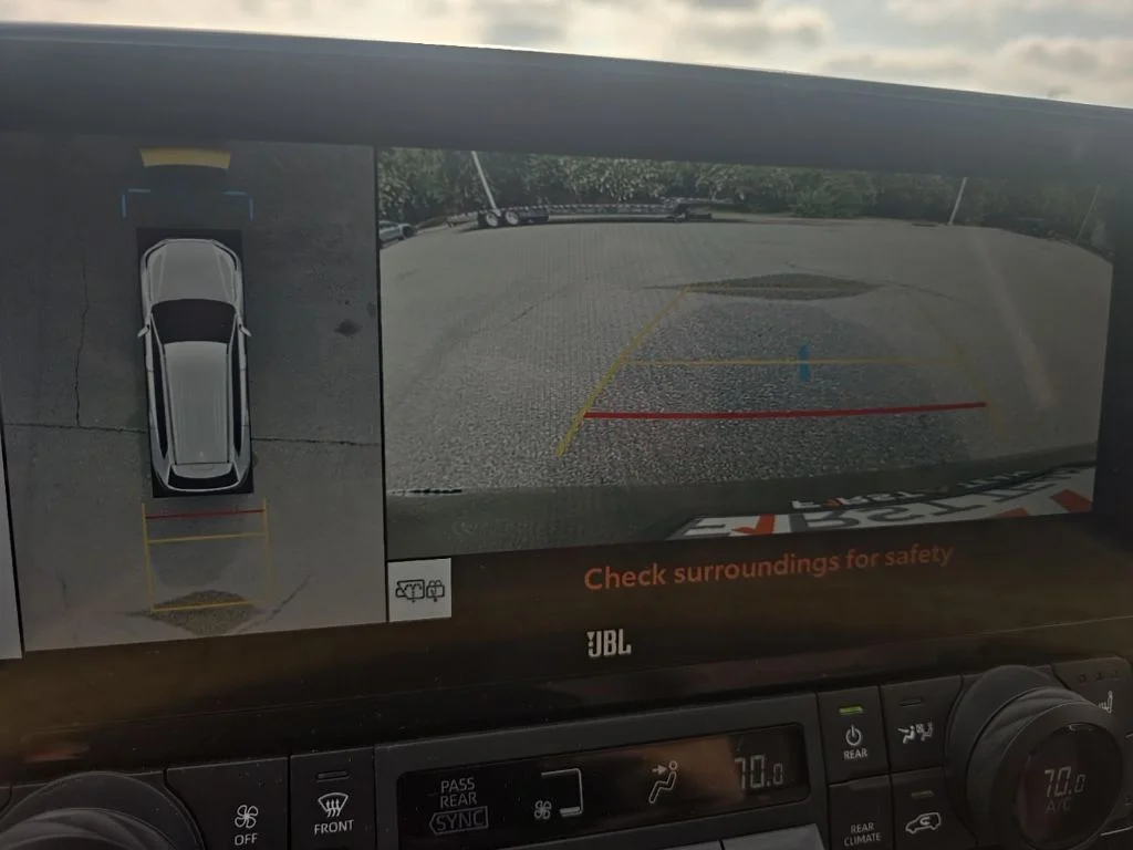 Used 2025  Toyota  image 20