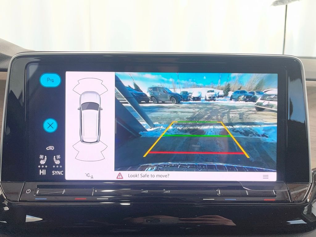 New 2026 White/off-white Volkswagen 2.0T SE w/Technology image 16