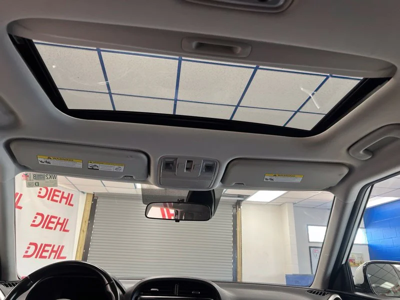 Used 2020 White Kia GT-Line image 31
