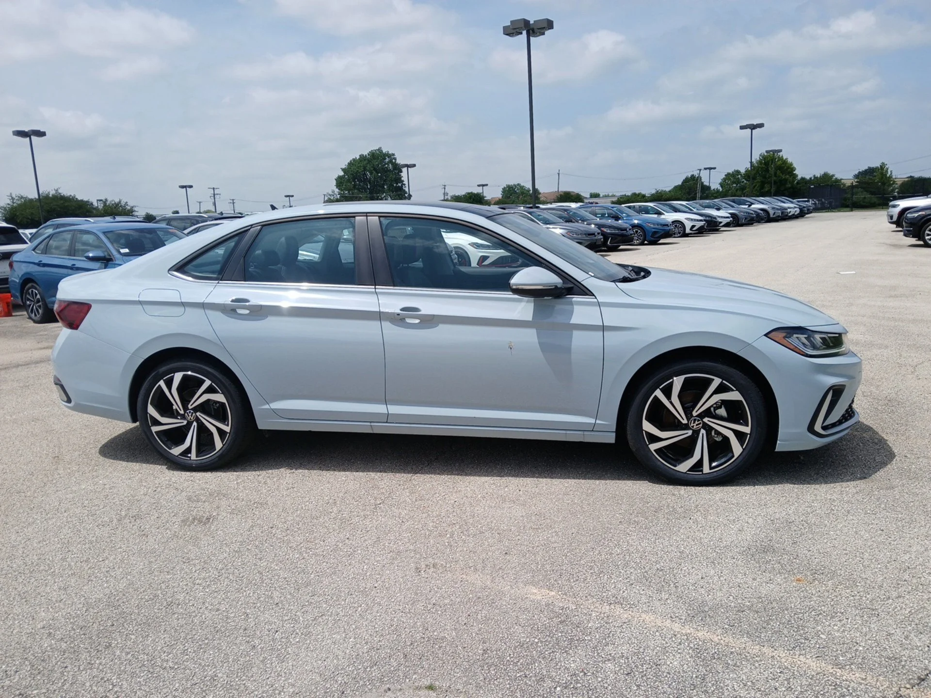New 2026 Monument Gray Volkswagen 1.5T SEL image 3