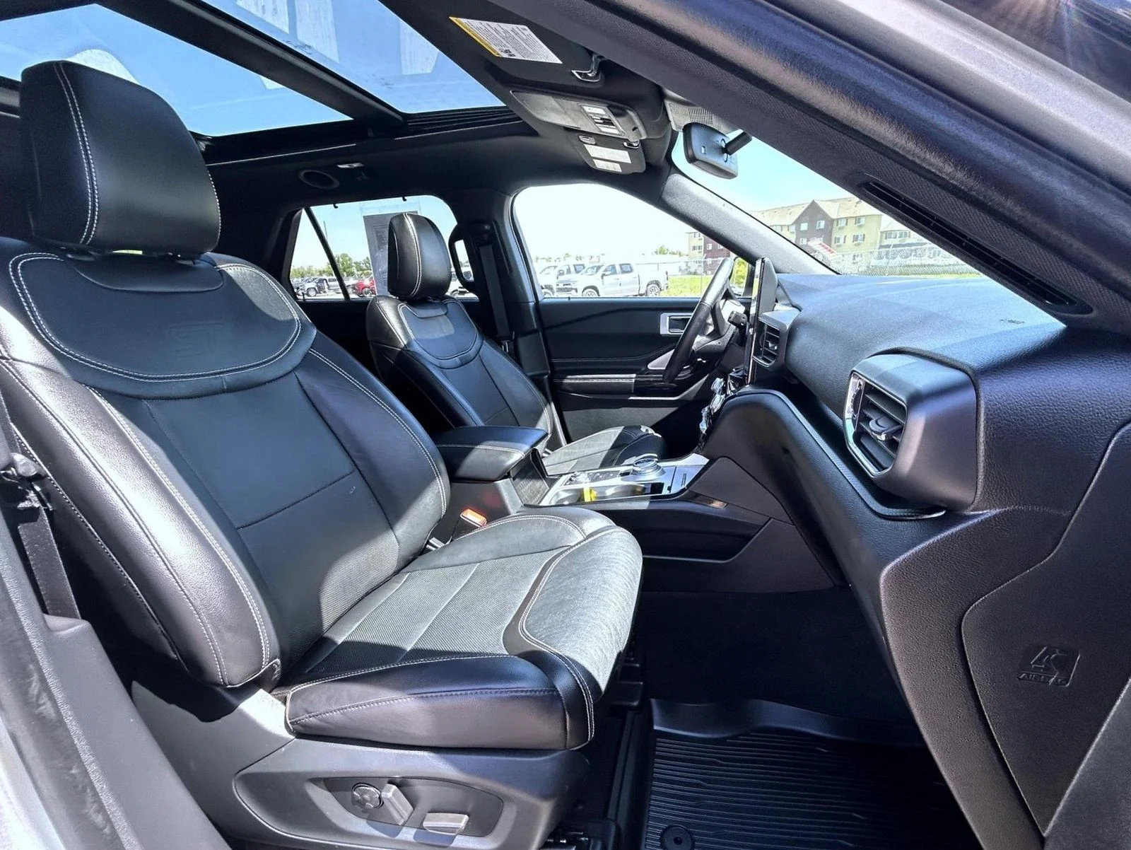 Used 2022 Silver Ford ST image 15