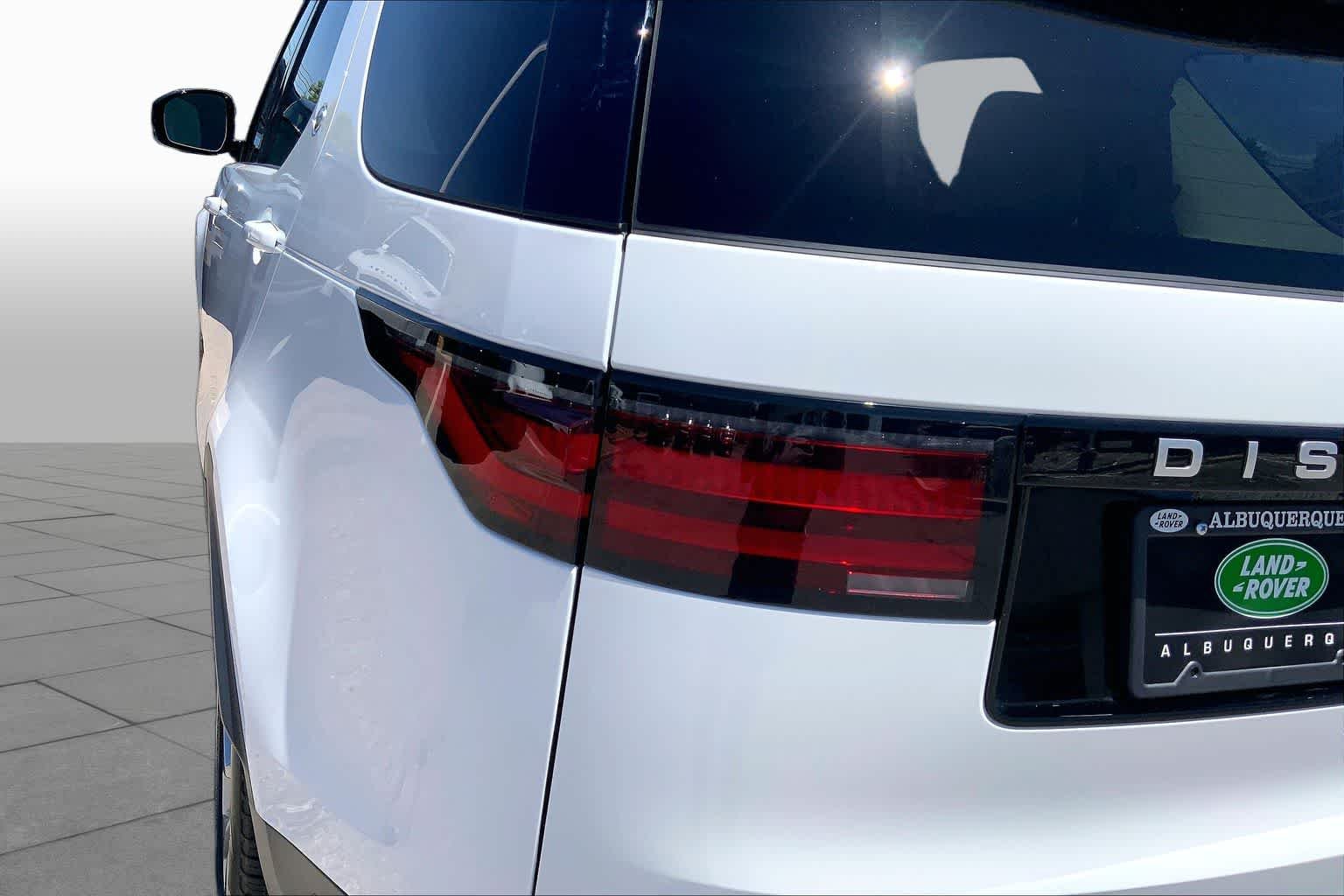 New 2026 Fuji White Land Rover S image 14