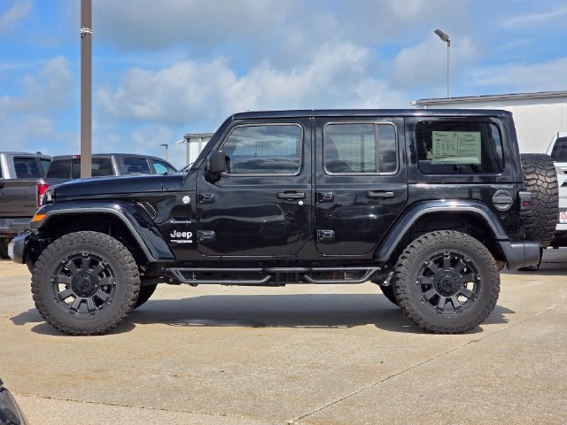 Used 2020 Black Clearcoat Jeep Sahara image 4