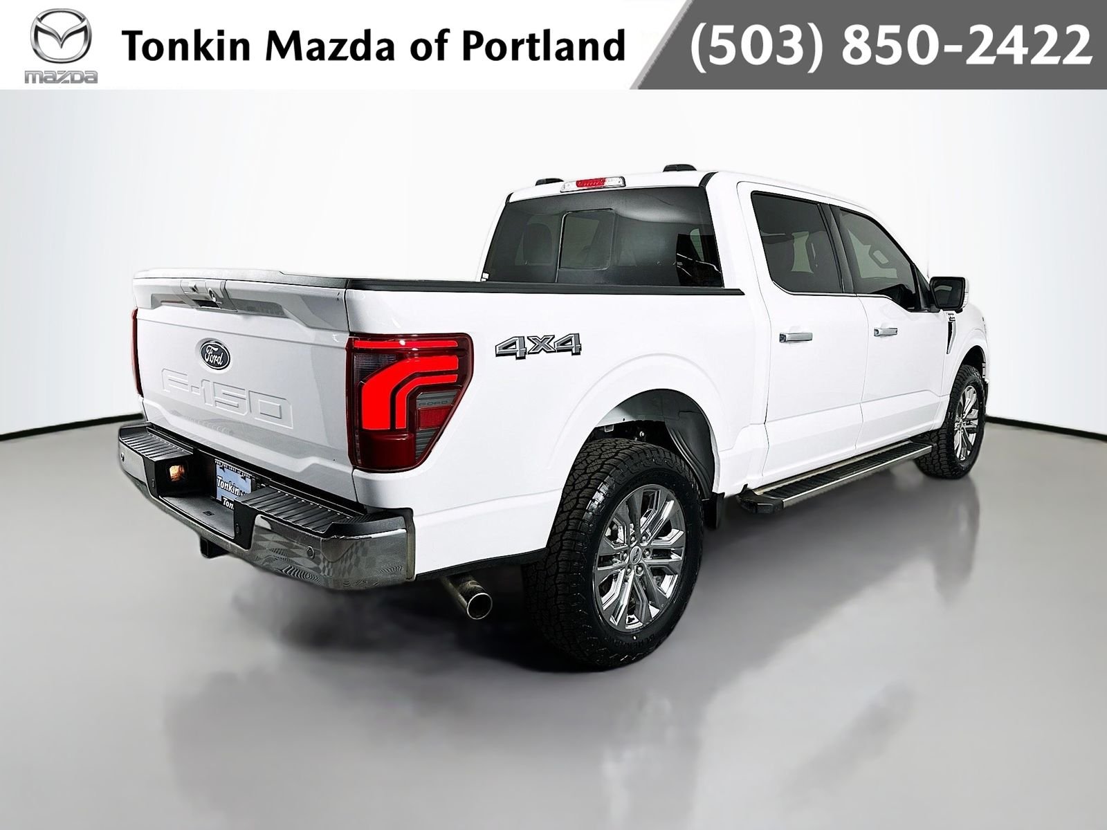 Used 2025 Oxford White Ford Lariat image 7