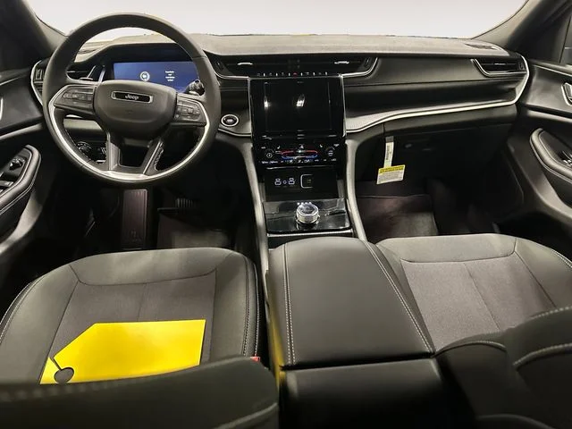 2025 Jeep Grand Cherokee Laredo - Photo 10
