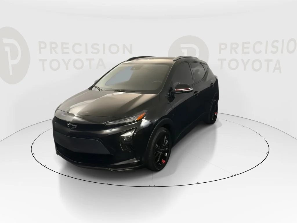 Used 2023 Chevrolet Bolt EUV LT with VIN 1G1FY6S0XP4111833 for sale in Tucson, AZ