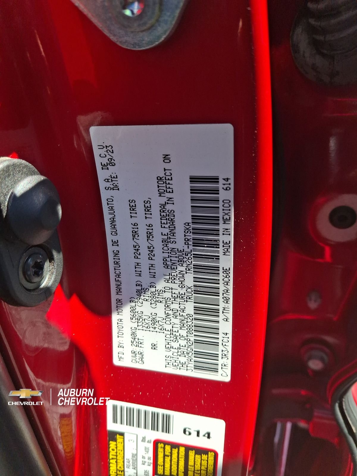 2023 Toyota Tacoma SR5 - Photo 27