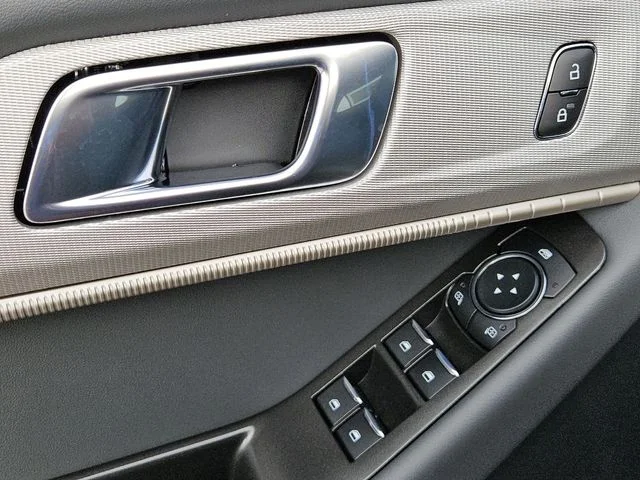 2026 Ford Explorer Active - Photo 24