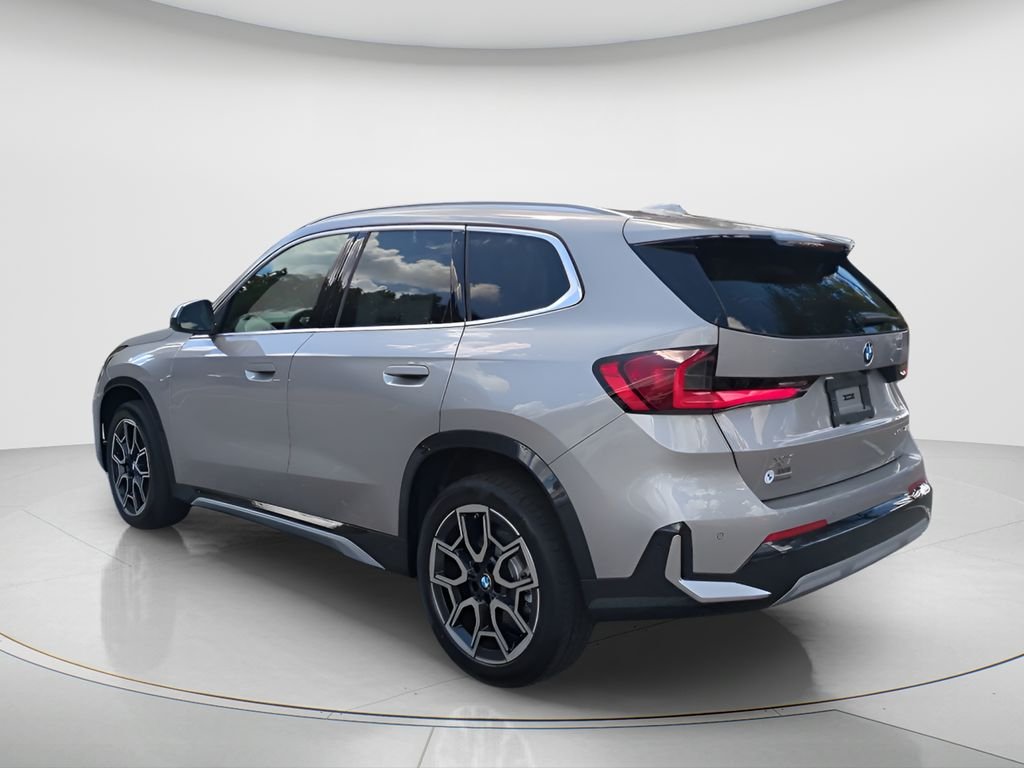 Used 2026 Silver BMW xDrive28i image 8