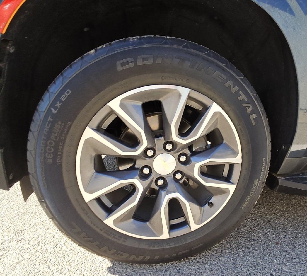 Used 2021 Gray Chevrolet LS image 8