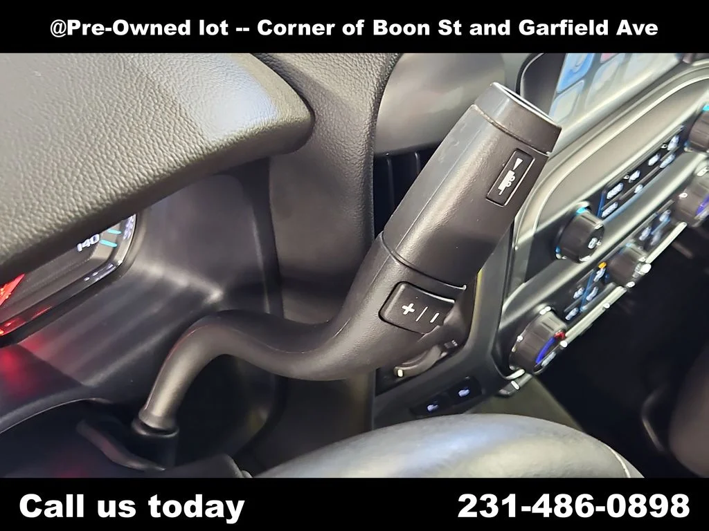 Used 2015 Blue Chevrolet LT image 24