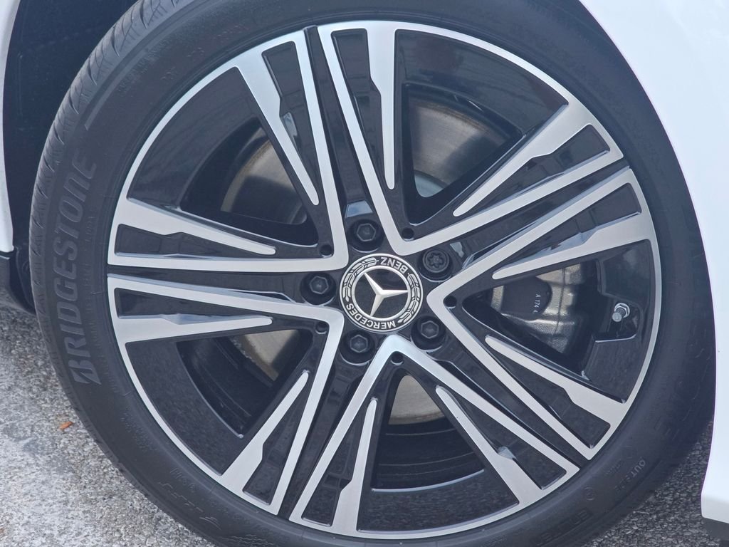 New 2027 Polar White Mercedes-Benz CLA 220 image 8