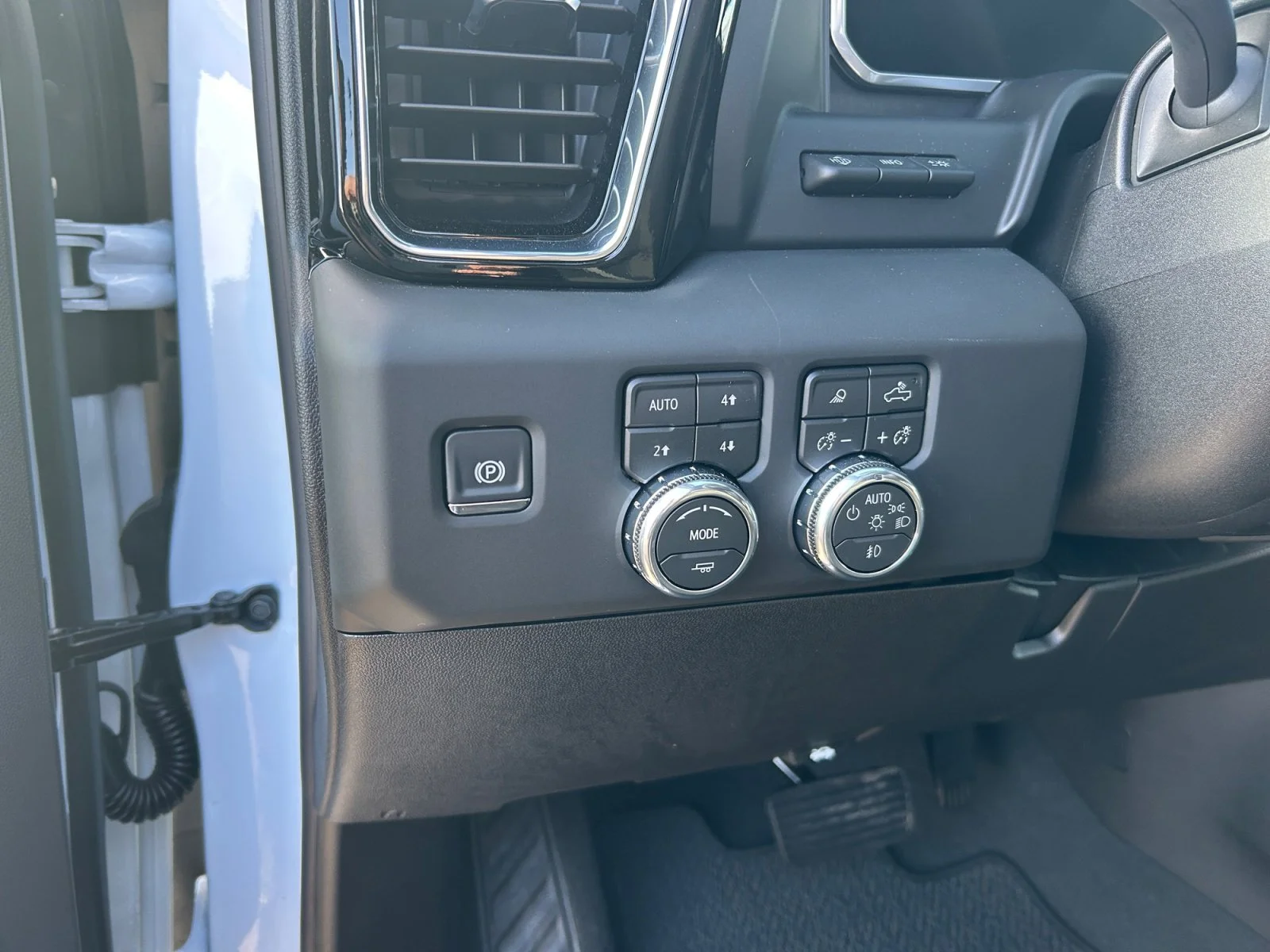 New 2026 Polar White Tricoat GMC Denali image 16