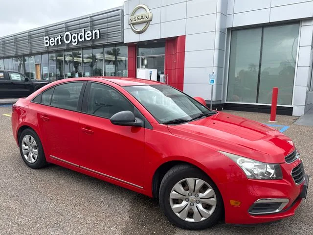 2016 Chevrolet Cruze LS Auto's photo
