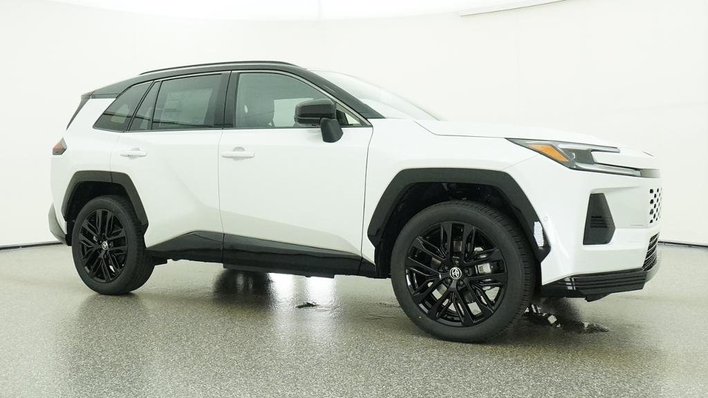 New 2026 Wind Chill Pearl with Midnight Black Metallic roof Toyota XSE image 11