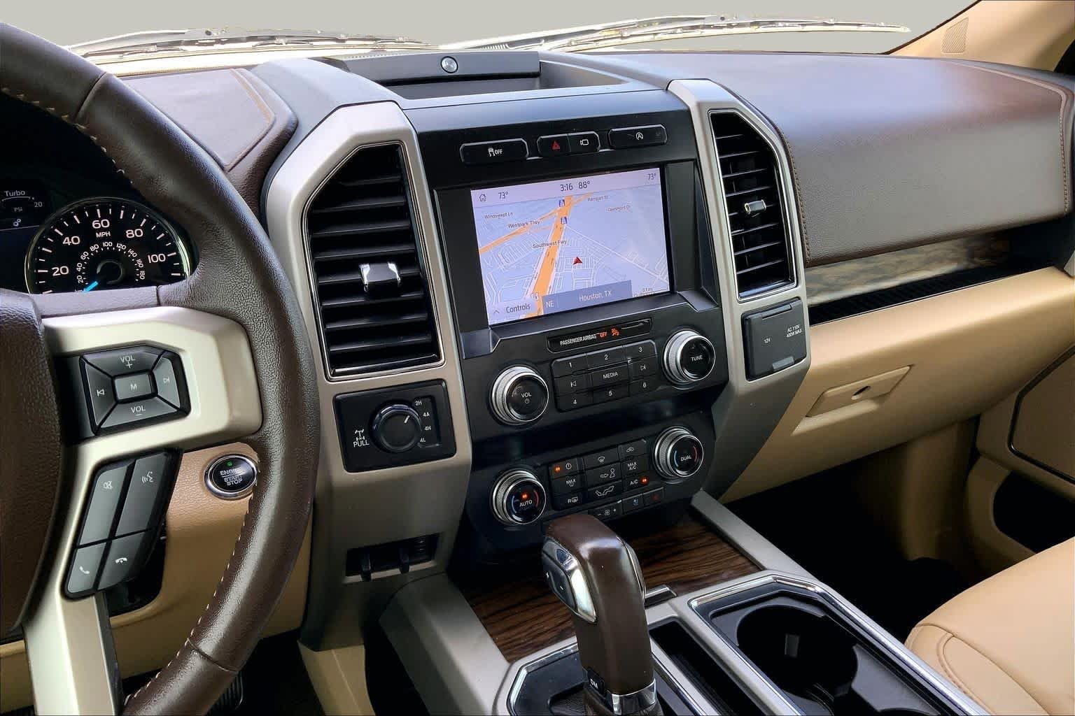 Used 2019 White Platinum Metallic Tri-Coat Ford LARIAT image 7