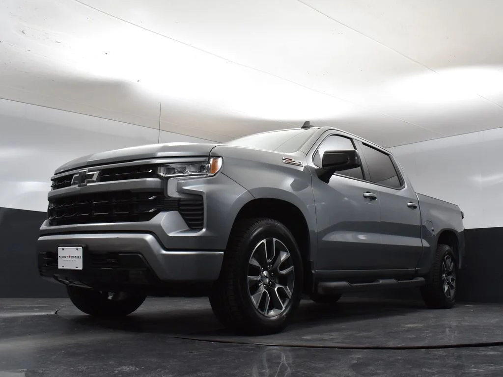 Used 2024 Gray Chevrolet RST image 35
