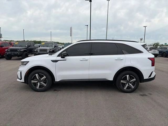 Used 2023 Kia Sorento S with VIN 5XYRL4LC7PG240453 for sale in Kansas City