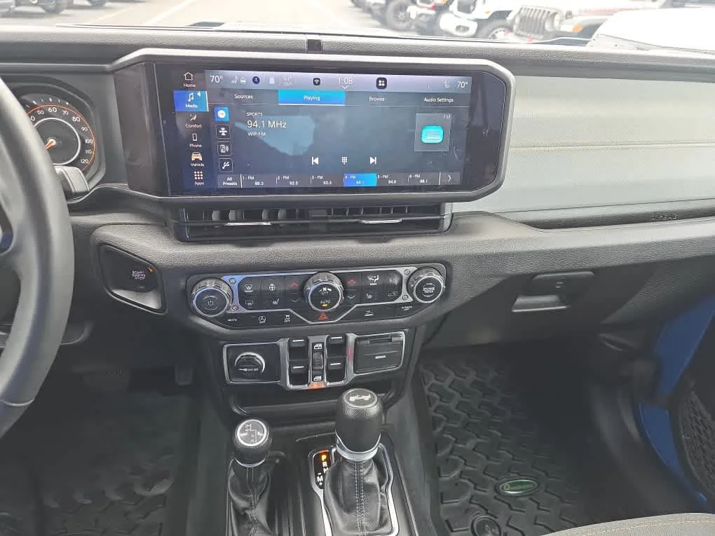 Used 2024 Hydro Blue Pearlcoat Jeep Sport S image 28