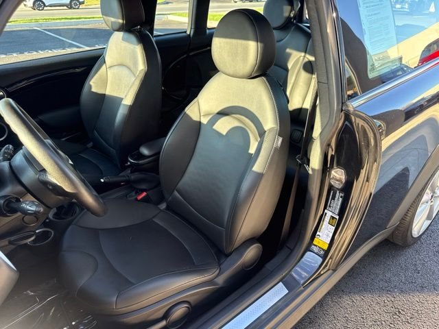 Used 2014 Black MINI Clubman image 13