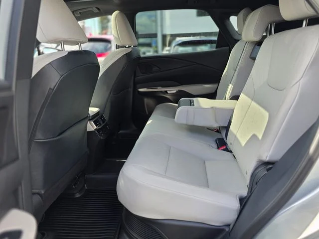 Used 2023 Silver Lexus 350h Premium image 17