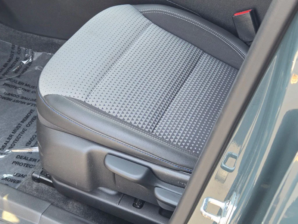 Used 2025 Cypress Gray Chevrolet LT image 22