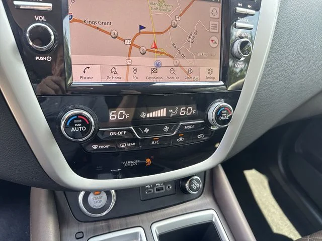 Used 2020 Gray Nissan Platinum image 23