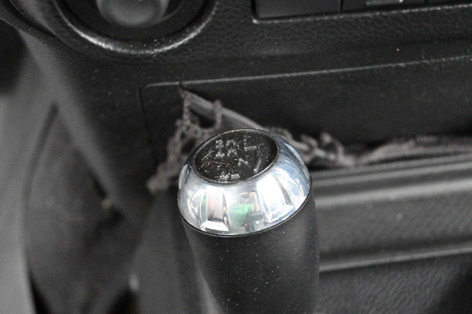 Used 2015 Bright White Clearcoat Jeep Sport image 23