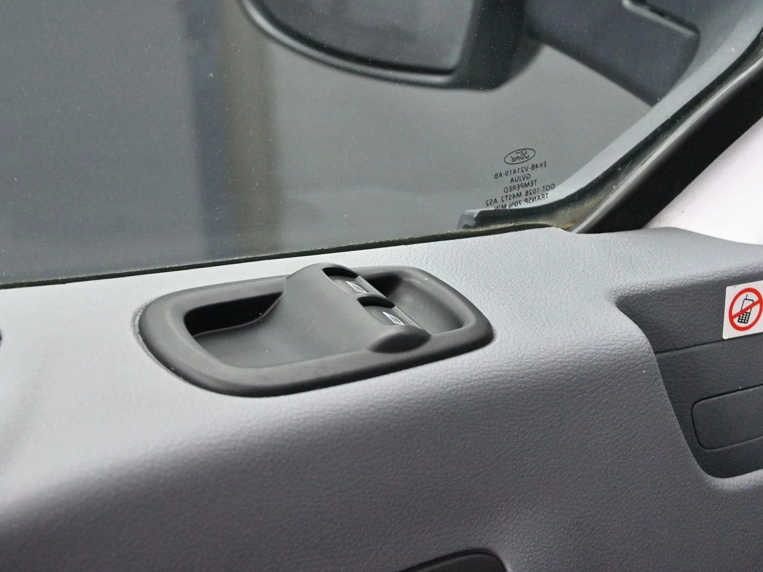 Used 2019  Ford 250 image 16