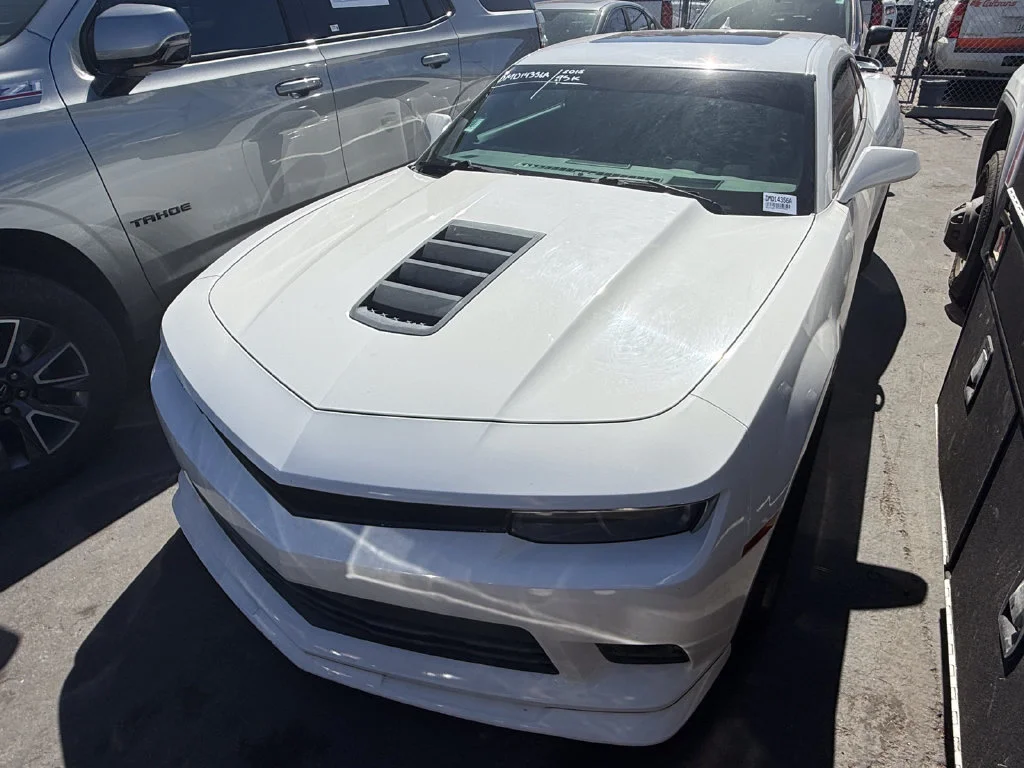 Used 2015 SUMMIT WHITE Chevrolet SS image 11