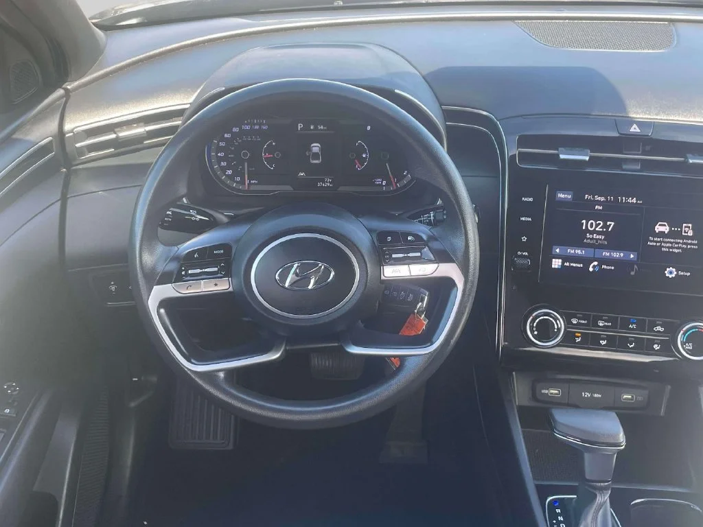 Certified Used 2023 Black Hyundai SE image 15