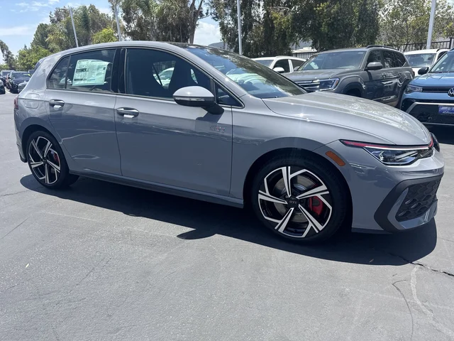 2026 Volkswagen Golf GTI SE
