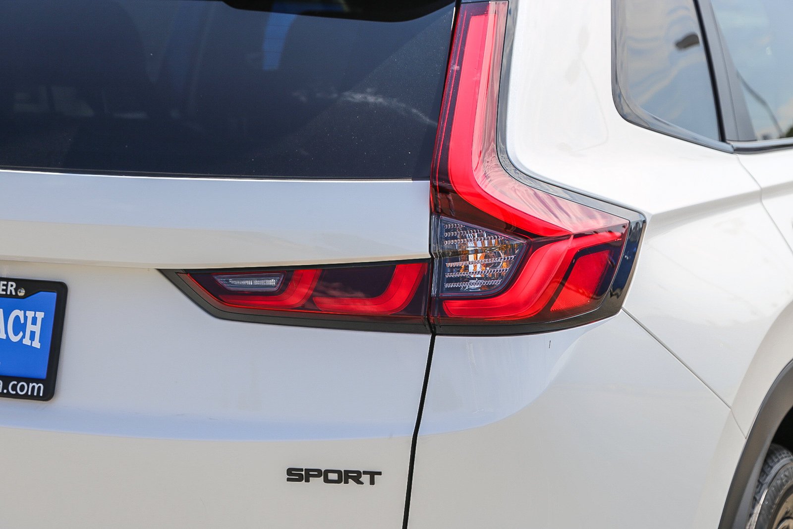New 2026 Platinum White Pearl Honda Sport-L image 9