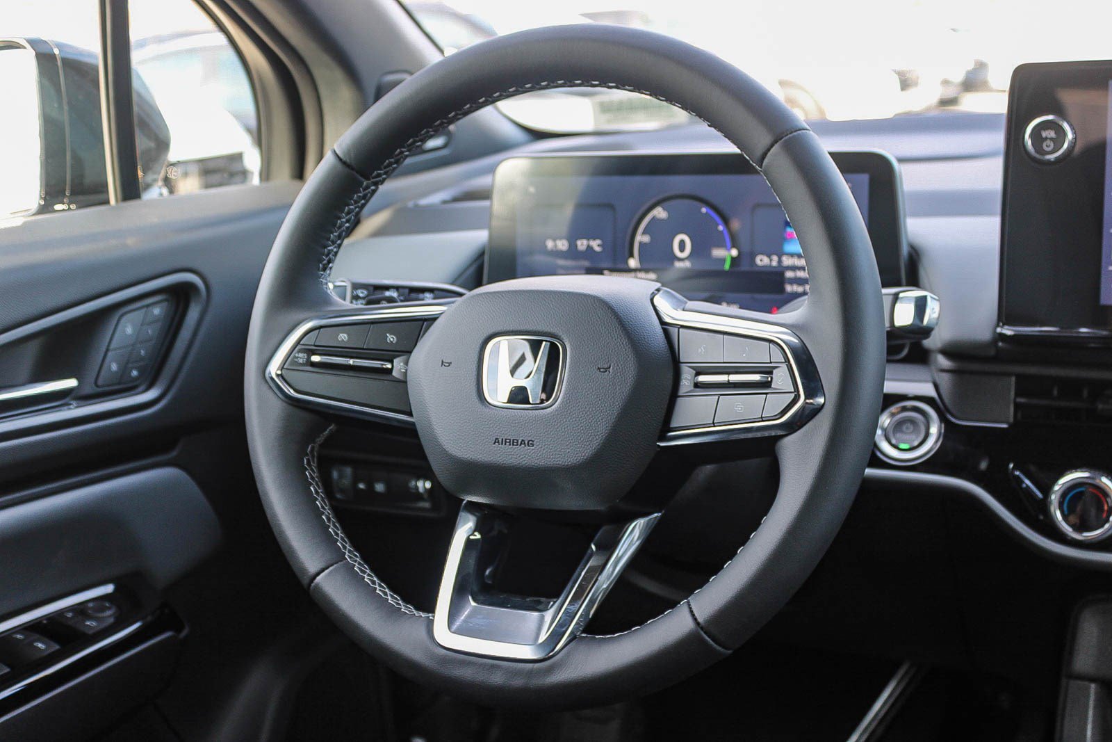 2026 Honda Prologue Touring - Photo 17