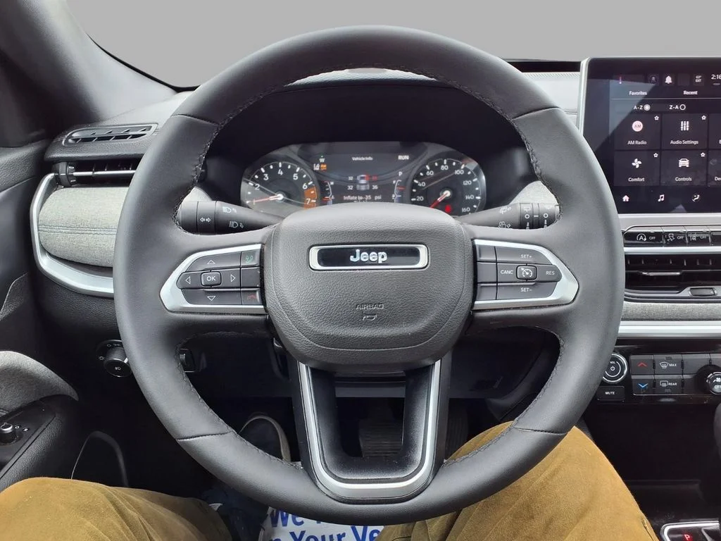 Certified Used 2023 Blue Jeep Latitude image 15