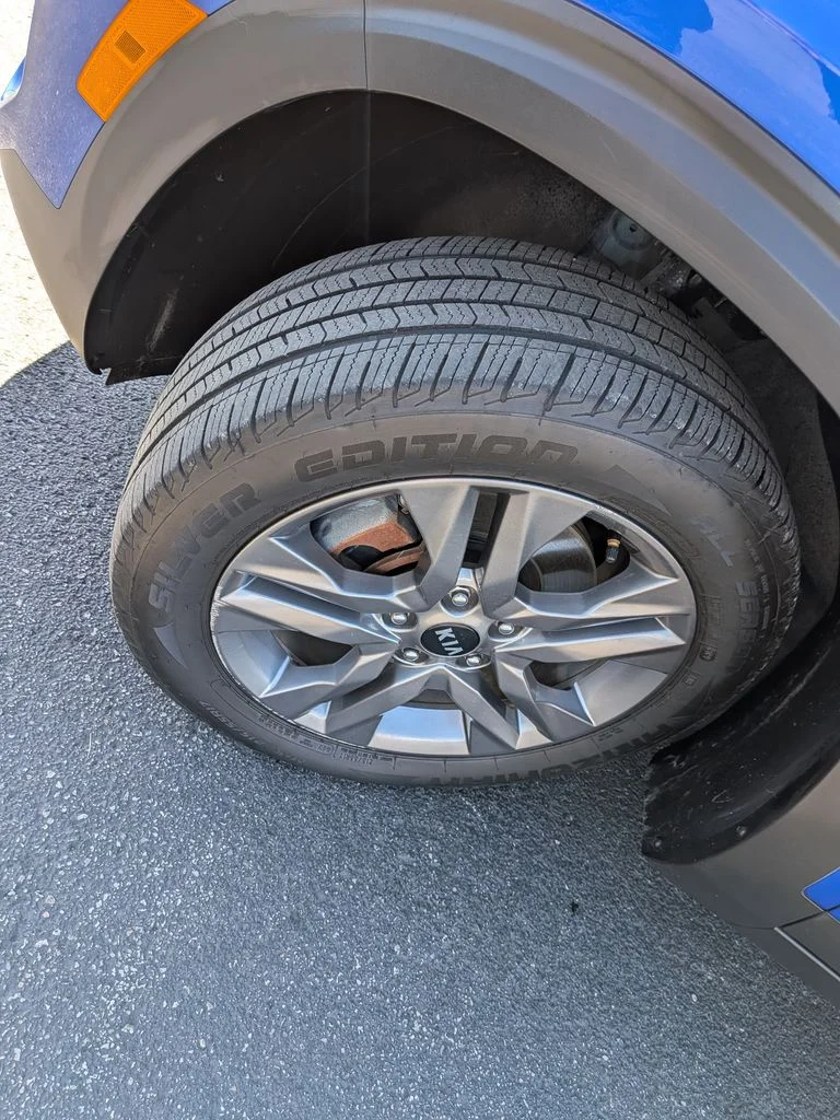 Used 2021 Blue Kia LX image 8