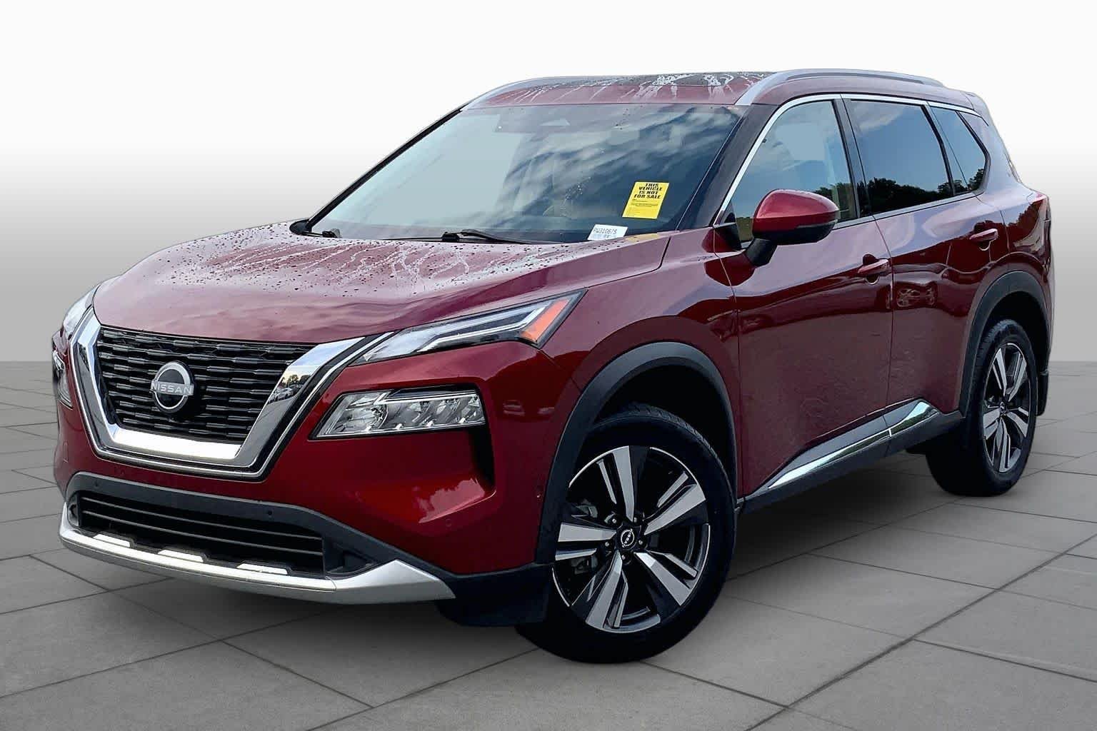 Certified Used 2023 Scarlet Ember Nissan Platinum image 2
