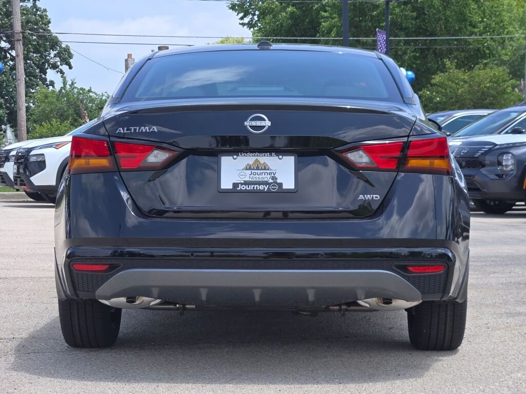 New 2026 Super Black Nissan SV image 14