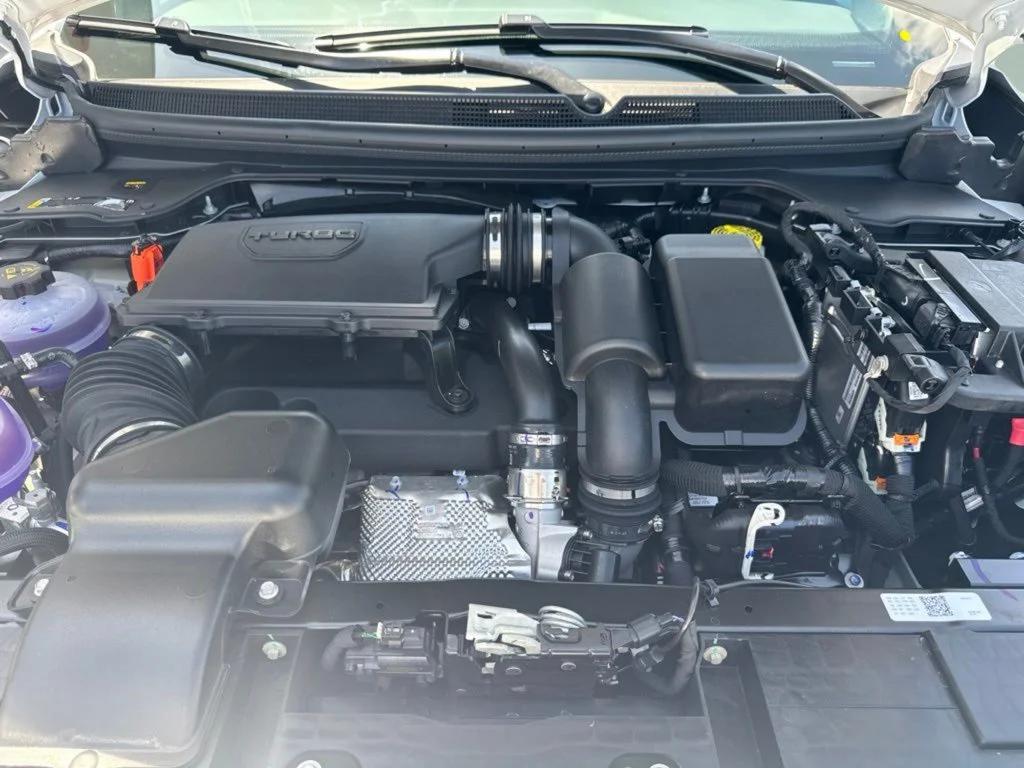 New 2026 Bright White Clearcoat Jeep Laredo image 30