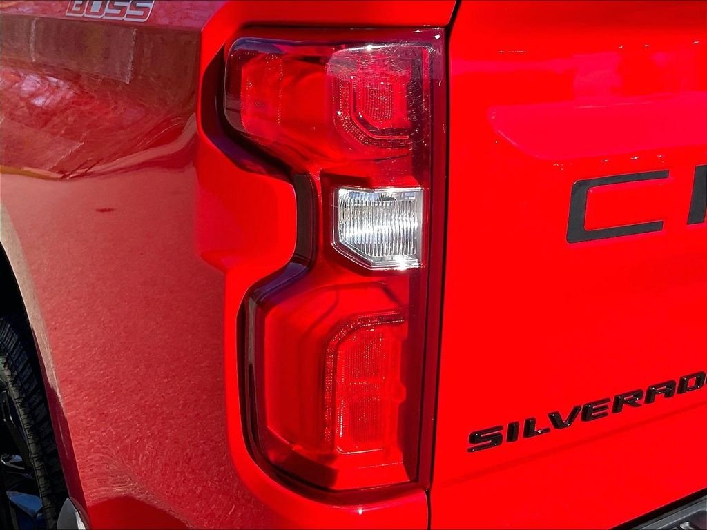 Used 2021 Red Chevrolet LT Trail Boss image 33