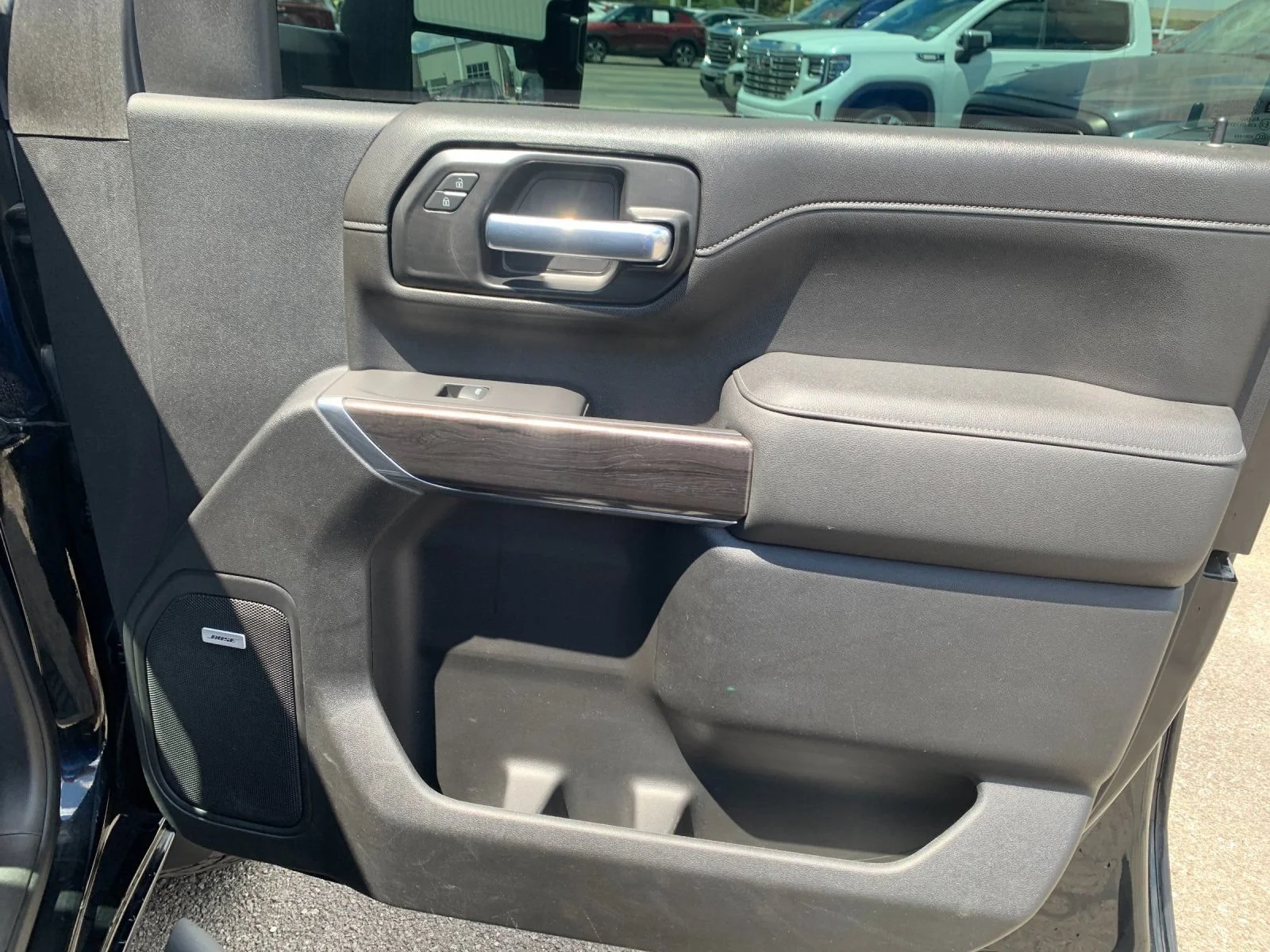 Used 2021 Black Chevrolet LTZ image 19