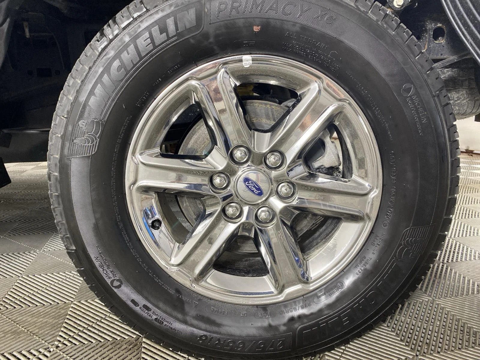 Used 2025 Carbonized Gray Ford XLT image 9