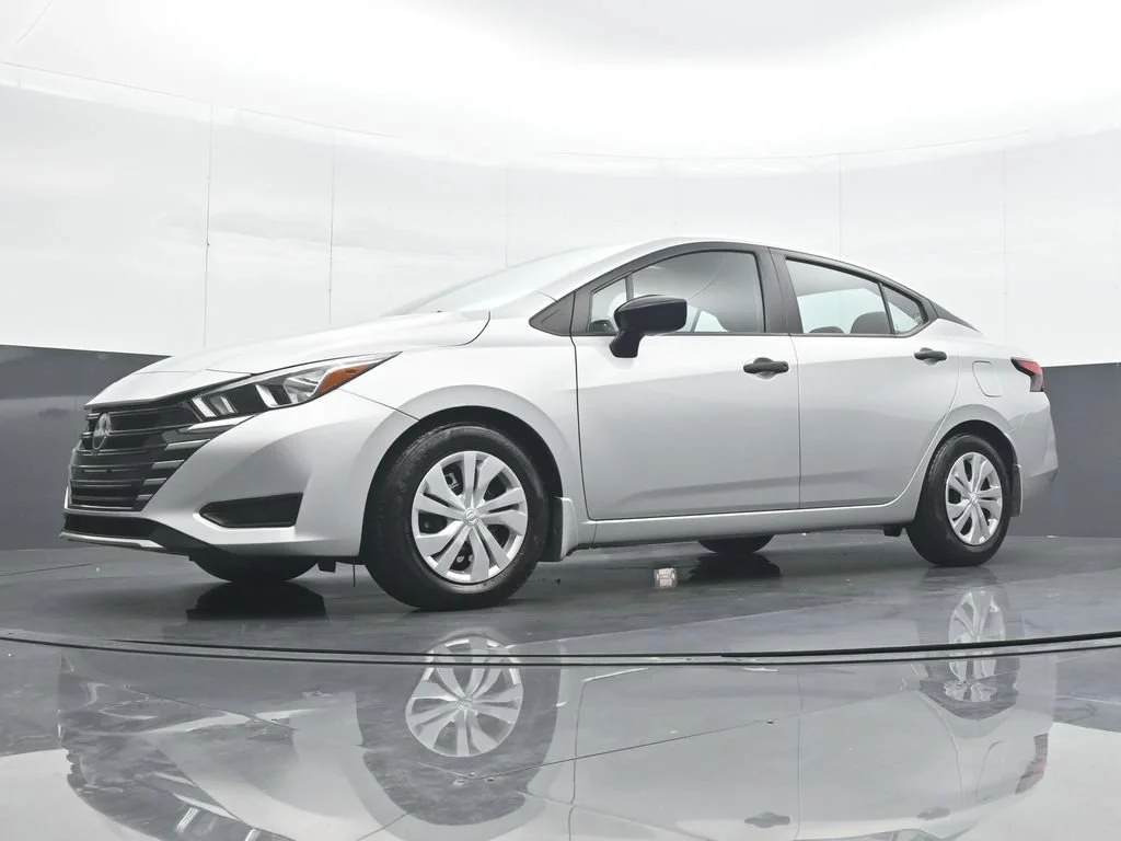 Used 2024 Silver Nissan 1.6 S image 28
