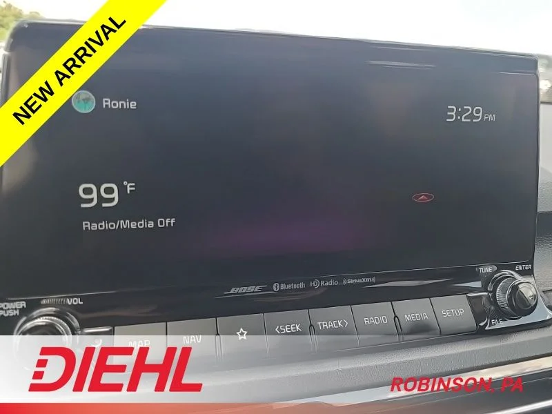 Used 2022 White Kia SX image 10