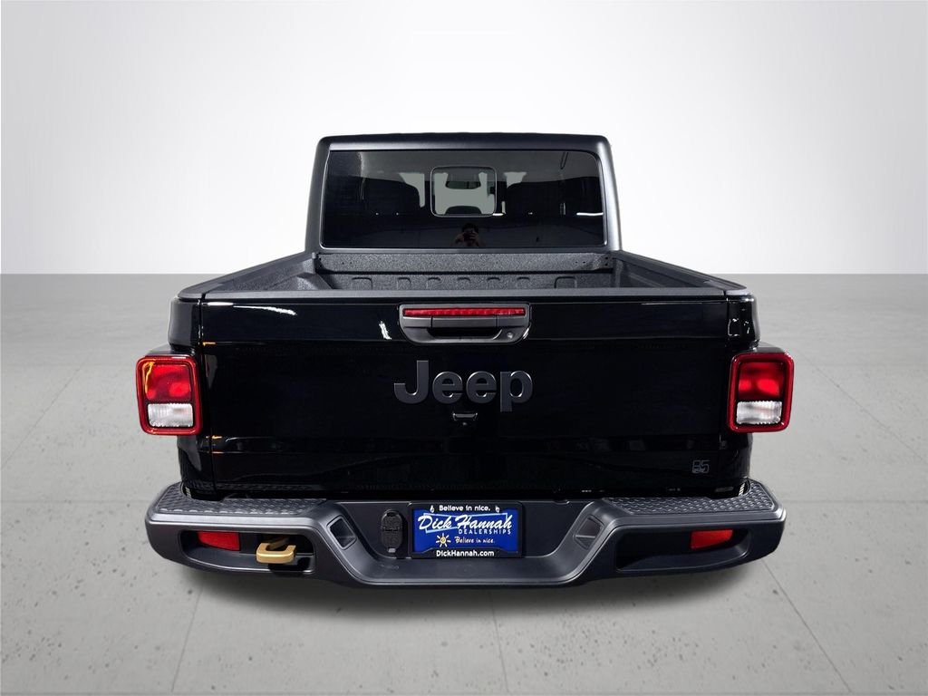 New 2026 Black Clear-Coat Exterior Paint Jeep 85th Anniversary Edition image 7